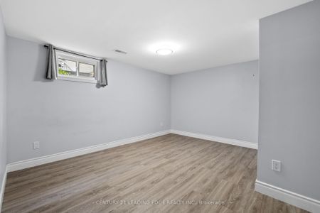 For Lease - 427 Krug Street, Kitchener, Ontario - Photo 3