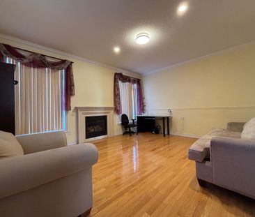 For Lease - 96 Morisot Avenue, Vaughan, Ontario - Photo 3