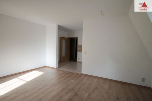 Zentral gelegene 2-Raum-Wohnung in Scheibenberg!! - Photo 1