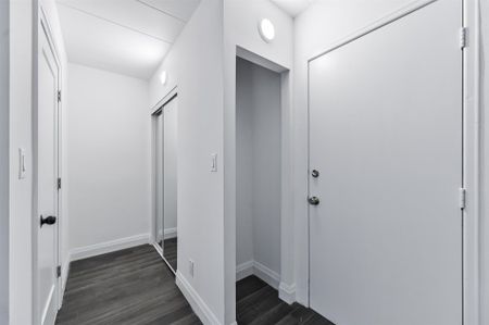For Lease - 325 Sammon Avenue Unit# 207, Toronto, Ontario - Photo 3