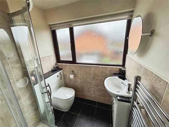 3 bedroom semi-detached house to rent - Photo 1
