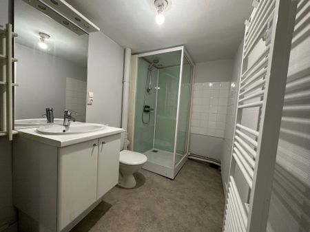 Location Appartement 3 pièces 89m² LIMOGES 87000 - Photo 5