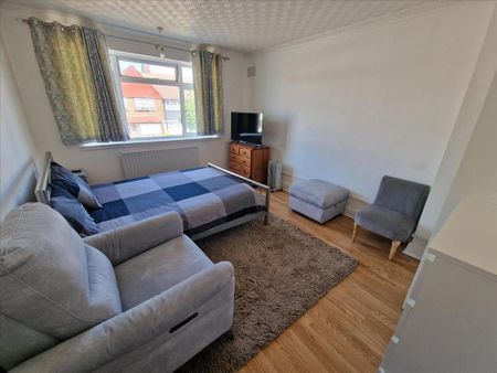 House share to rent - Photo 2