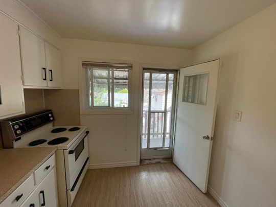 For Lease - 270 Clifton Road Unit# 3, Kitchener, Ontario - Photo 1