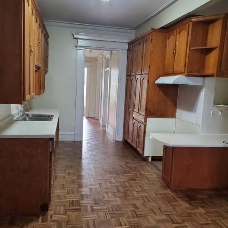 Grand logement 7 1/2 à Richmond - Photo 4