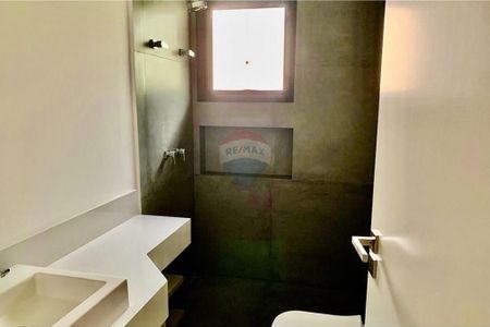 Casa de Alto Padrão para locação com 4 suítes, 480m² no Alphaville Residencial 01 – Barueri/SP - Photo 2