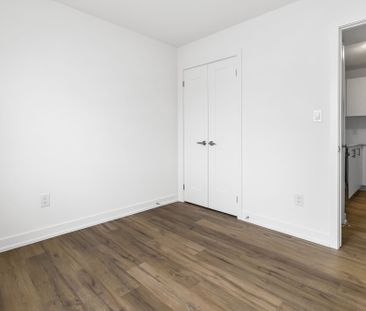For Lease - 4263 Fourth Avenue Unit# 432, Niagara Falls, Ontario - Photo 4