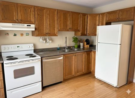 For Lease - 194 Livingstone Street Unit# Upper, Barrie, Ontario - Photo 4