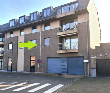 RUIM APPARTEMENT MET 2 SLPKS EN GARAGE IN HARTJE OOSTROZEBEKE - Photo 4