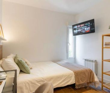 Room in a shared 8-bedroom apartment for rent in Opañel. Perfect fo... - Photo 5