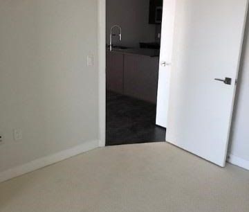 For Lease - 4055 Parkside Village Drive Unit# 2121, Mississauga, On... - Photo 4