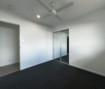 Family-Friendly Living in a Prime Estate - Photo 1