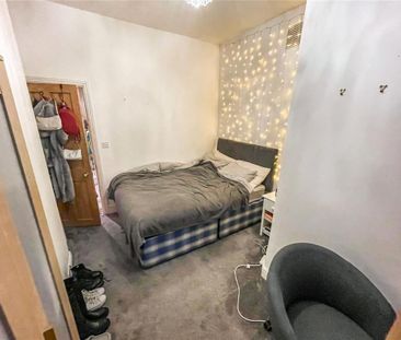 4 bedroom terraced house to rent - Photo 6