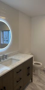 Logement 5 1/2, rénové au 1ier étage d'un triplex a Granby - Photo 3