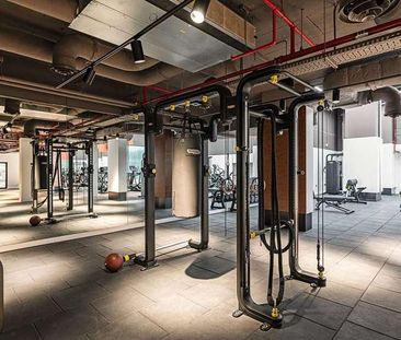 Westfield Avenue, Stratford, E20 - Photo 3