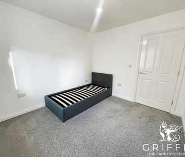 Melbourne Road, Tilbury, RM18 - Photo 4