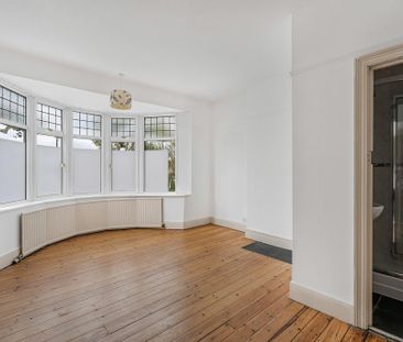 4 bedroom semi-detached house to rent - Photo 3