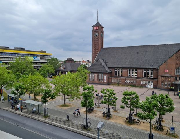 Helle 2-Zimmer-Wohnung mit 2 Balkonen in zentraler Lage von Oldenburg – 5. Stock mit Weitblick! - Foto 1