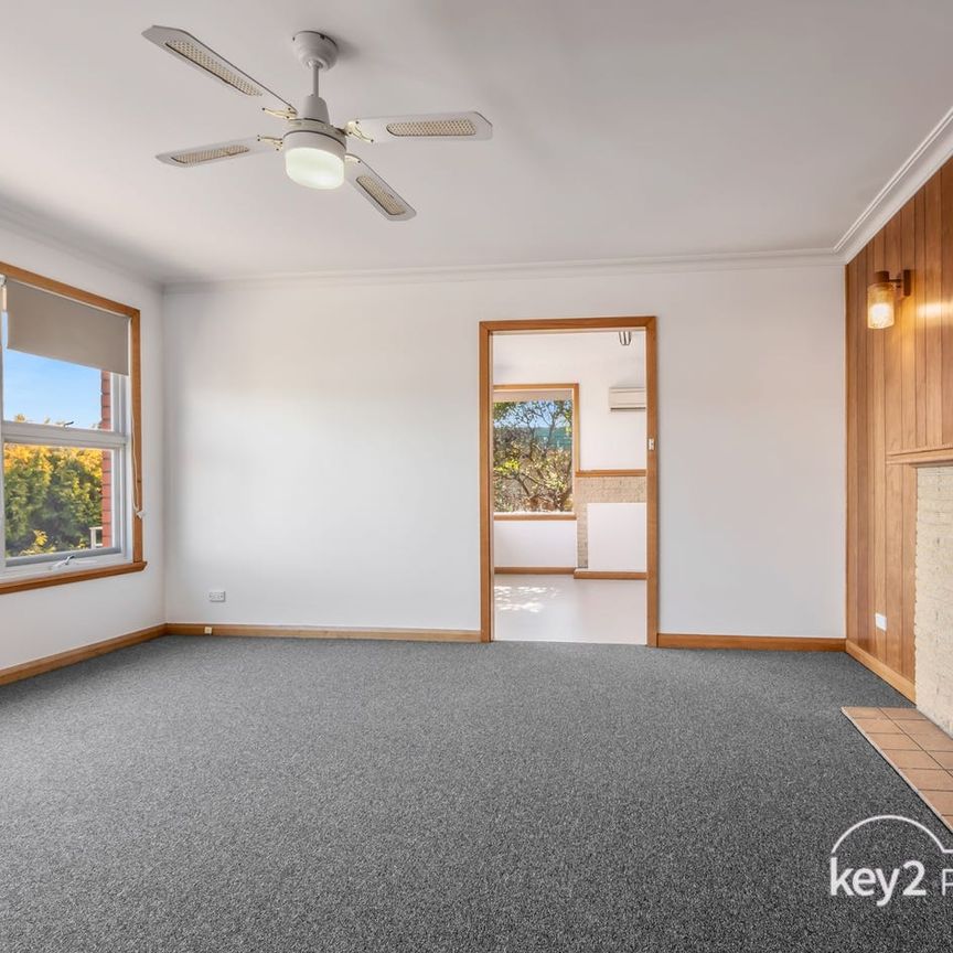 FAMILY FRIENDLY IN NEWNHAM - Photo 1