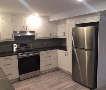 For Lease - 1258 Firestone Crescent Unit# B, Parkway Park - Queensw... - Photo 2