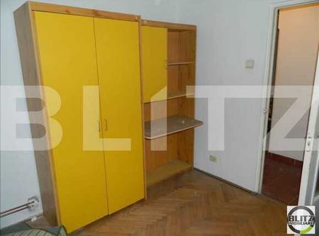 3 camere, 80 mp, decomandat, zona strazii Tasnad! - Photo 2