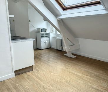 Appartement à louer - REIMS - CENTRE - Photo 3