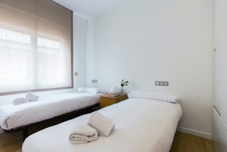 Carrer de Balmes, Barcelona, Catalonia - Photo 2