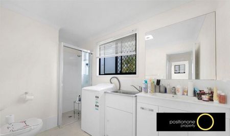 2 Bedroom Home with Private Yard – Handy Crestmead Location - Photo 5