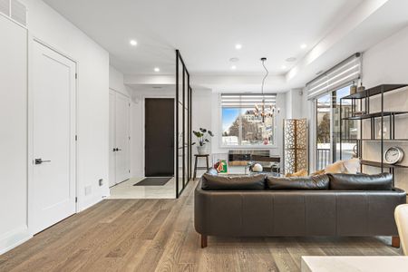 For Lease - Unit 1 - 18 Greenbriar Road, Toronto, Ontario - Photo 5