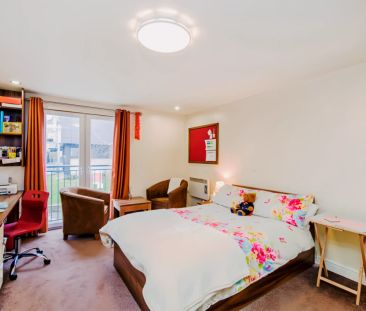 Gold Studio - Photo 3