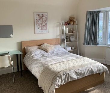 5 Bed Detached House, Rolleston Drive, NG7 - Photo 4