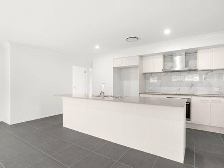 BRAND NEW 4- BEDROOM FAMILY HOME- COMFORT, STYLE & LOCATION! - Photo 5