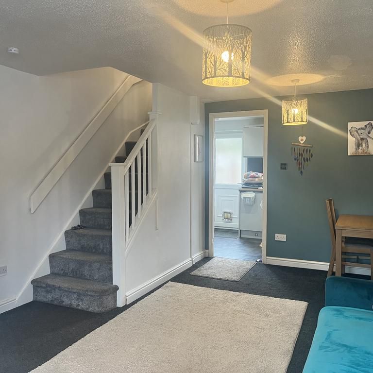 2 bedroom semi-detached house to rent - Photo 1