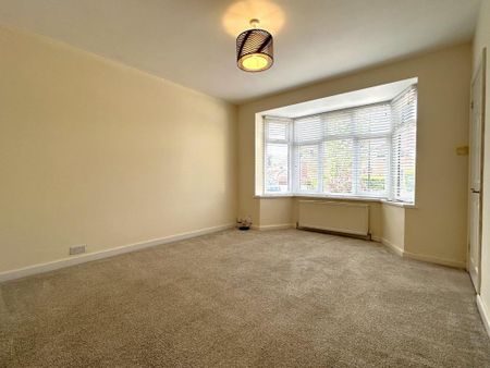 3 bedroom semi-detached house to rent - Photo 2