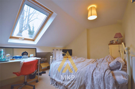 7 bedroom end of terrace house to rent - Photo 4