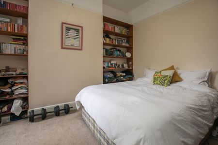 High Street, Wimbledon Village, SW19 (Flat) - Photo 2