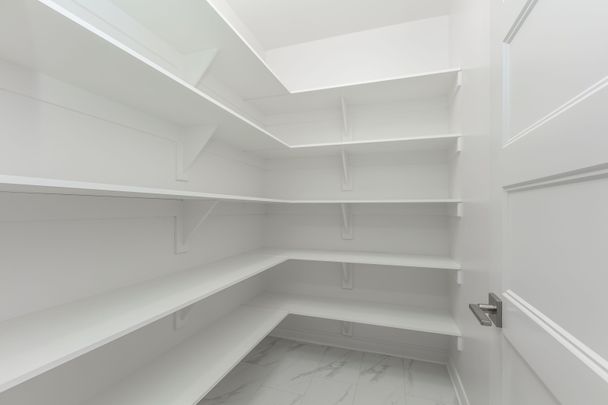 For Lease - 562 Regina Street Unit# A, Russell, Ontario - Photo 1