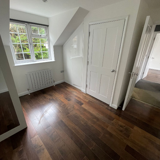 16a Disraeli Crescent - Photo 1