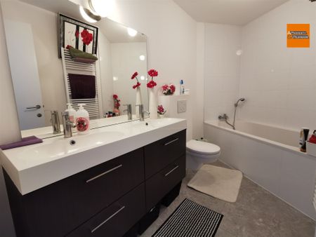 Unieke kans! recente en moderne 2-slaapkamer appartement in Brussel-centrum - Foto 4