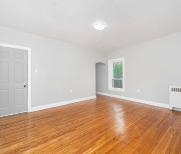 For Lease - 486 Holtby Avenue Unit# 4, Burlington, Ontario - Photo 4