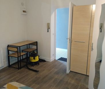 Location Appartement 1 pièce 13m² ANGOULEME 16000 - Photo 4
