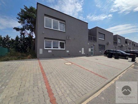 Pronájem bytu 2+kk 64 m2 - Fotografie 4