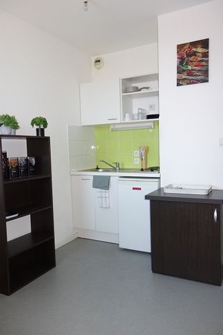 Location Appartement 1 pièce 18m² NIMES 30000 - Photo 4