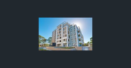 Modern 1-Bedroom Apartment with Secure Parking in a Prime Location - Photo 2