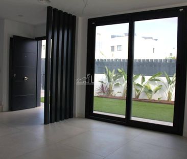 Luxury 4 room Detached House for rent in Bétera, Spain - Photo 1