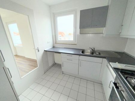 Renovierte 2-Zimmerwohnung mit großem Balkon im Wohnpark Staaken!!! - Photo 5