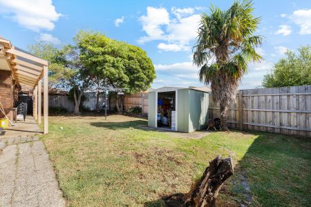 Classic 3 bedroom home, located in Darley - Photo 5