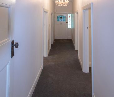 Coburg Residence to Call Home - Photo 6