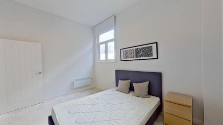 2 bedroom flat to rent - Photo 4