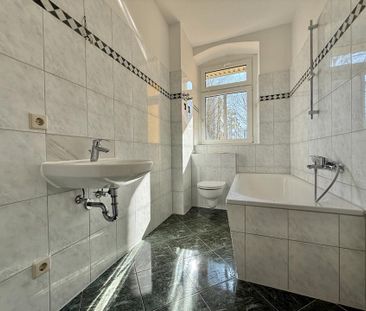 Chemnitz• Bernsdorf • 2 Zimmer • mit Balkon • Tageslichtbad • Stell... - Foto 1